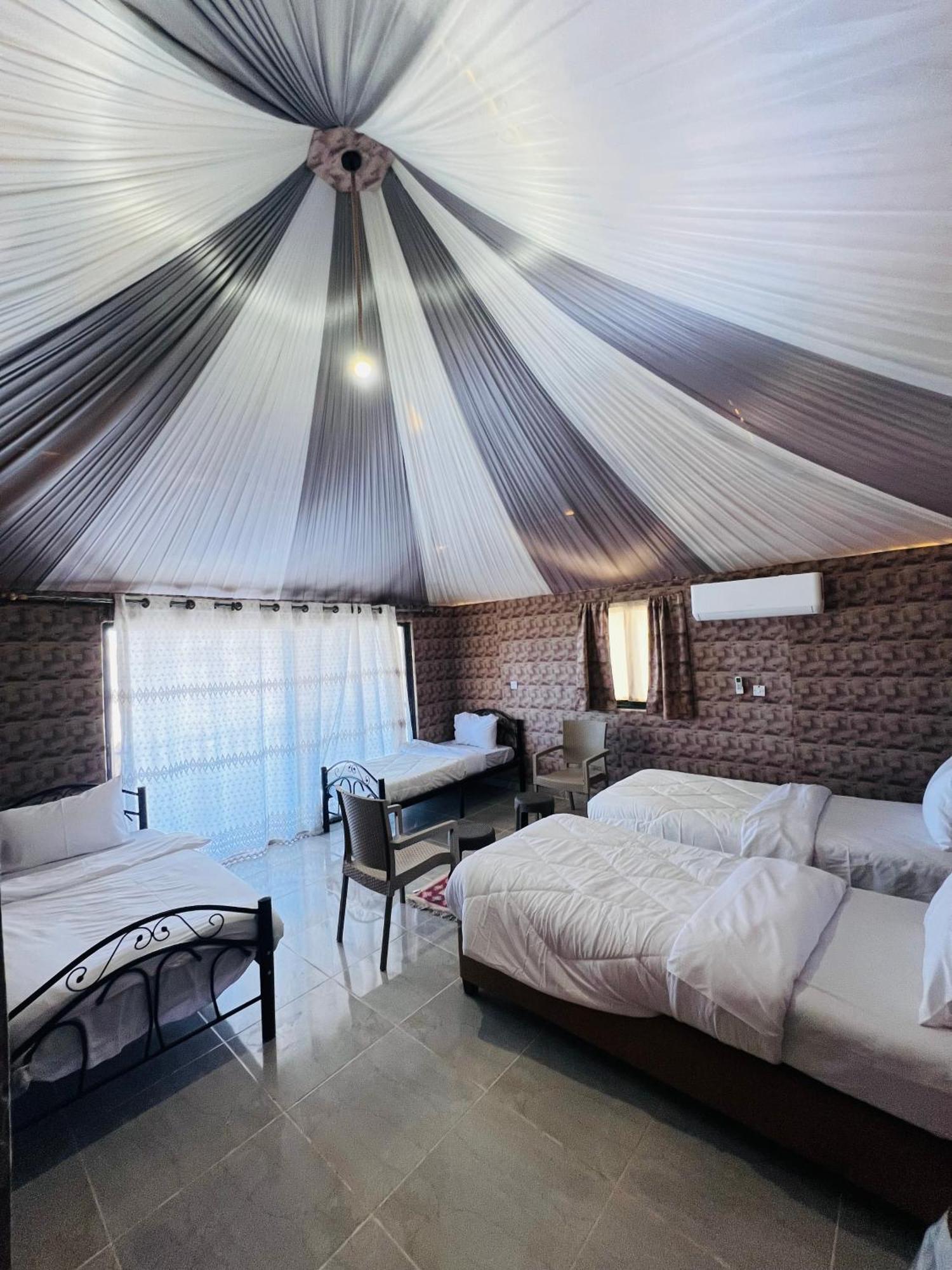 ワディ ・ラムAbdullah Luxury Campアパートメント エクステリア 写真