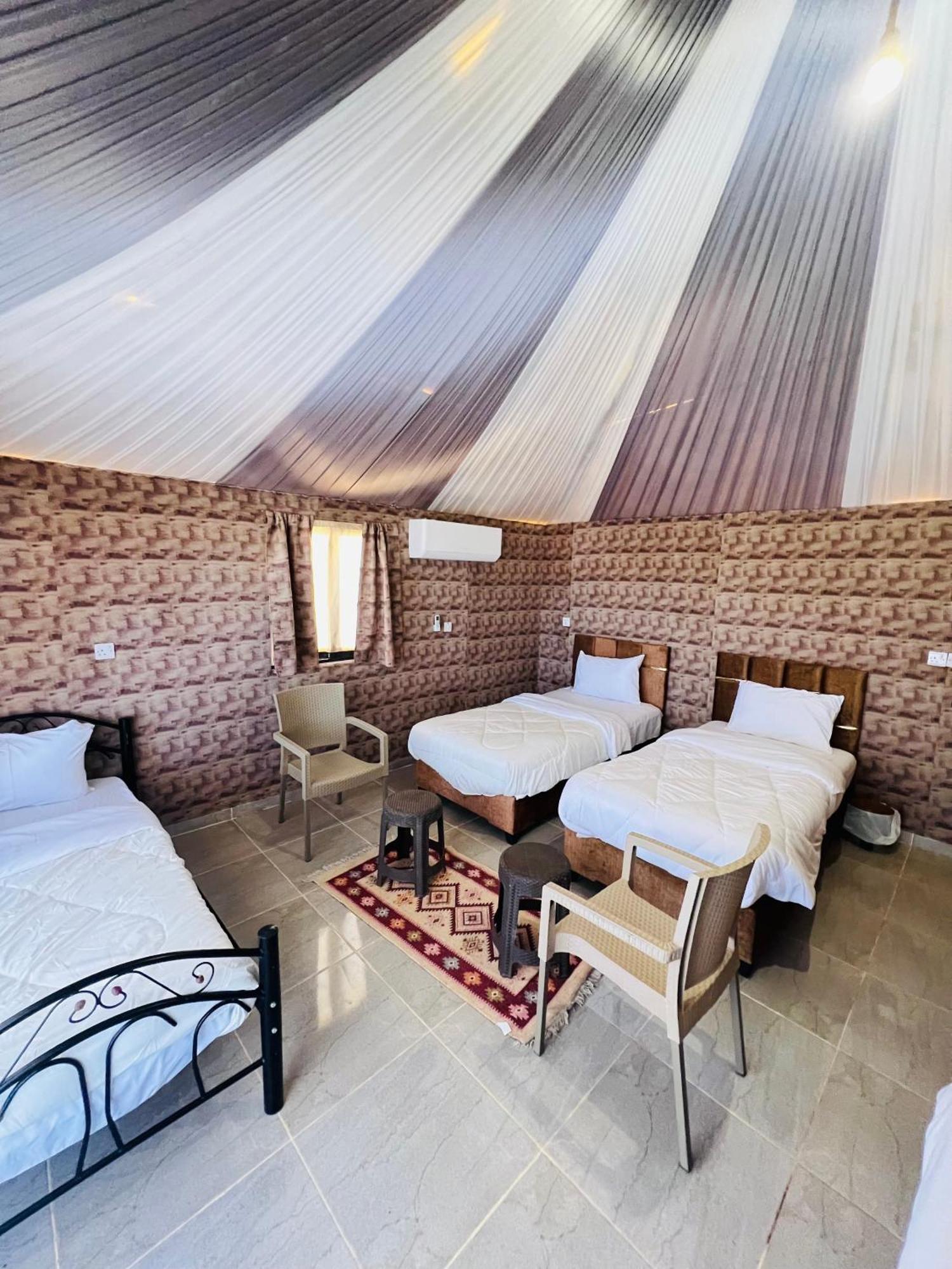 ワディ ・ラムAbdullah Luxury Campアパートメント エクステリア 写真