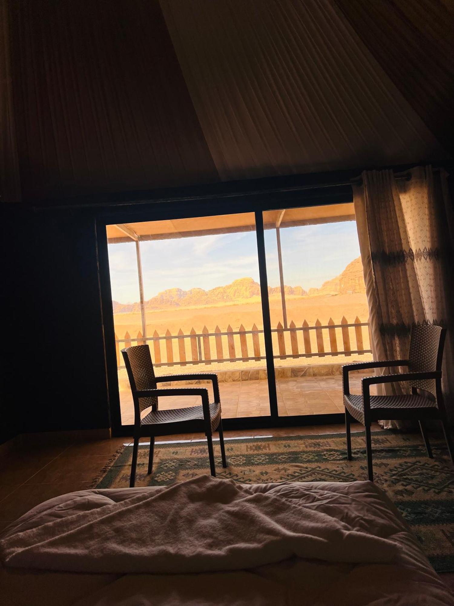 ワディ ・ラムAbdullah Luxury Campアパートメント エクステリア 写真